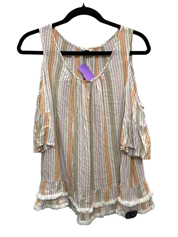Super Bargain Top Short Sleeve By Cato  Size: L