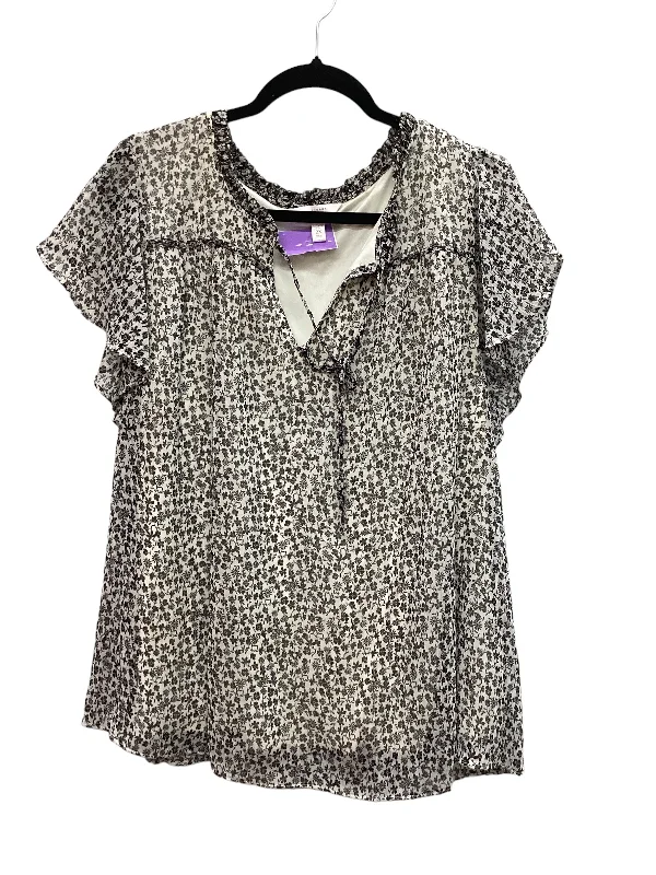 Closeout Sale Black & White Top Short Sleeve Lc Lauren Conrad, Size 2x
