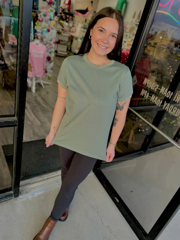 Hurry In Lovely Days Top