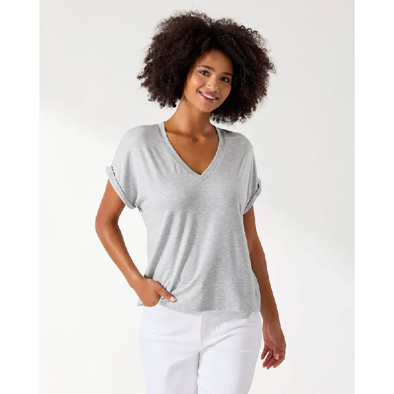 Online Only Tommy Bahama Women's Kauai Jersey V-Neck T-Shirt - Silver Streak Heather