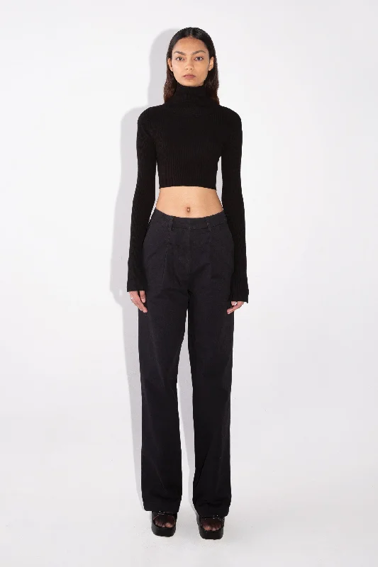 Deal Zone Cropped Turtleneck