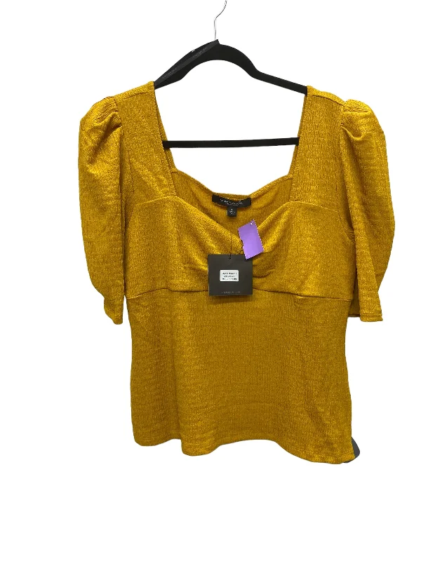 Weekend Savings Bonanza Top Short Sleeve By Marc New York  Size: L