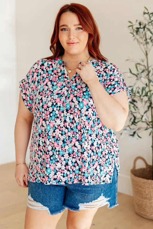 Amazing Deals Lizzy Cap Sleeve Top in Navy and Hot Pink Floral