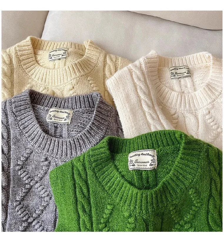 Blowout Sale Retro knitted vest for women new round neck sleeveless sweater vest    S5012
