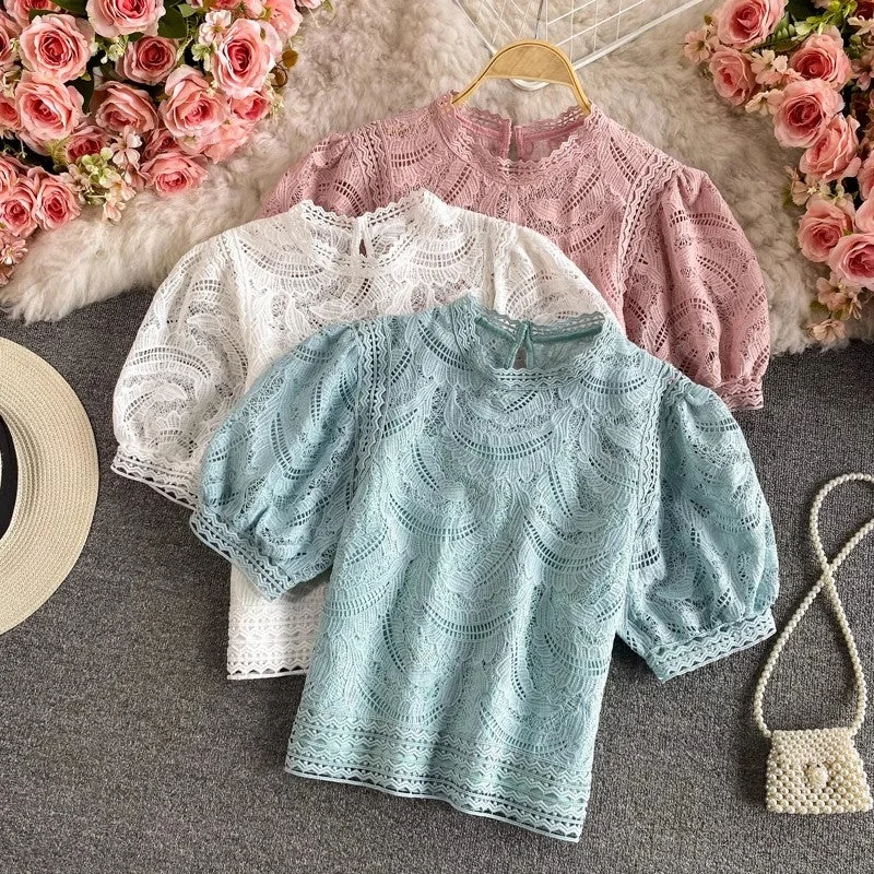 New Deal Retro puff-sleeved lace short top    S3923