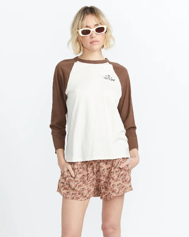 Early Bird Discount Stryker Out Long Sleeve Tee - Bear Brown