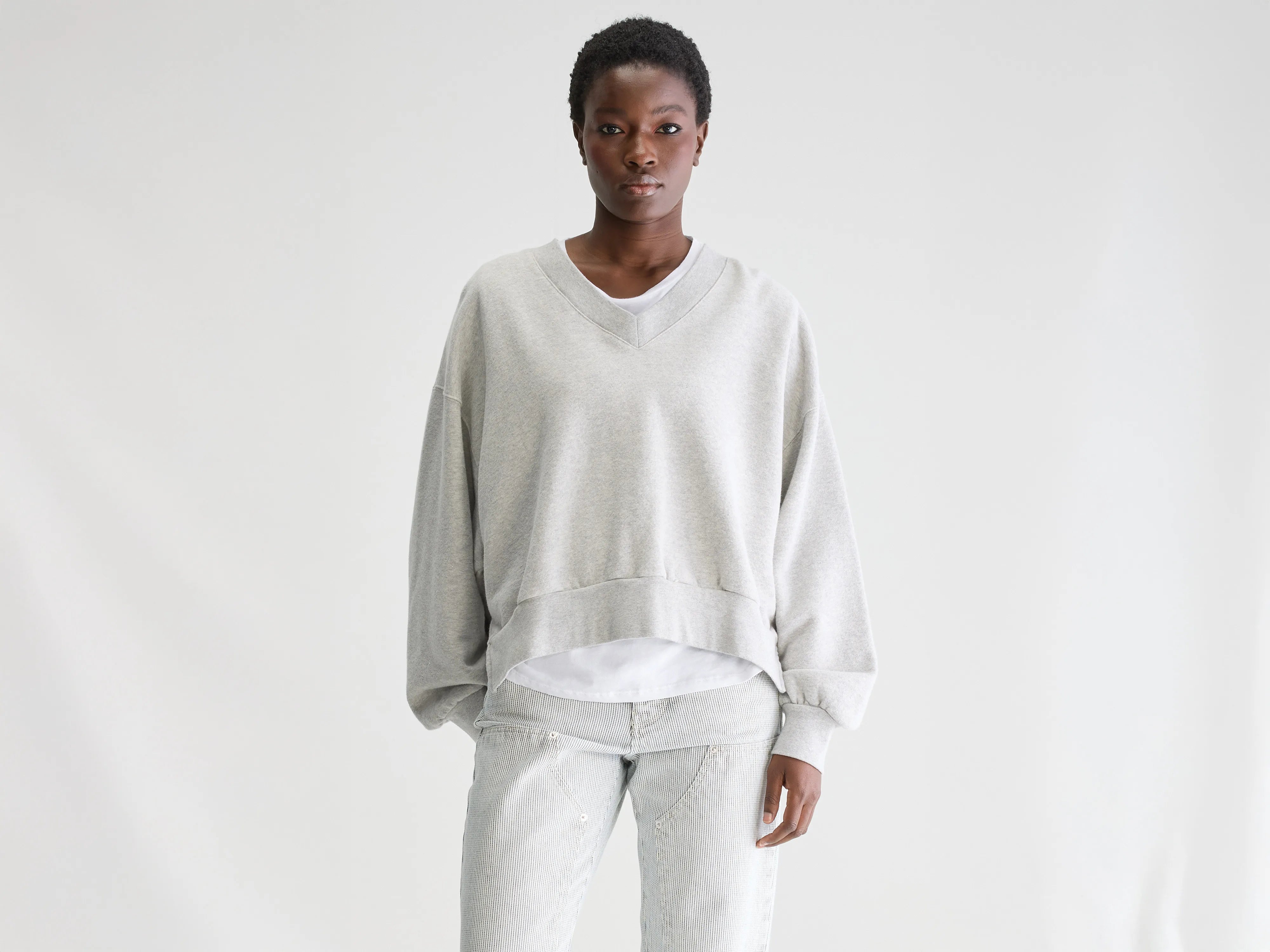 Buy Today Varola v-neck sweatshirt (252 / W / H. GREY)