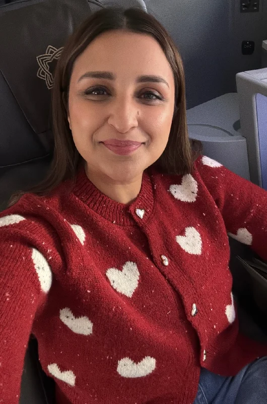 Crazy Savings Kiana Cute Woolen Sweater with Heart Detail