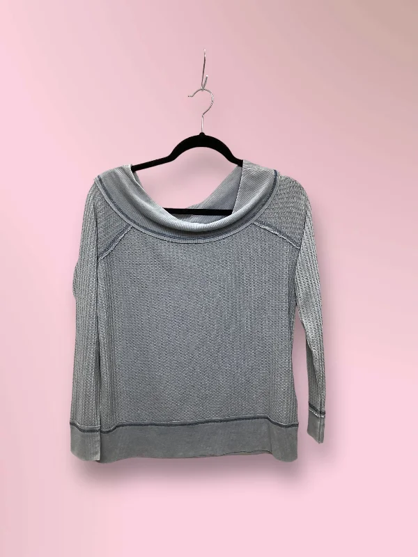 Deep Discounts Top Long Sleeve By She + Sky  Size: S