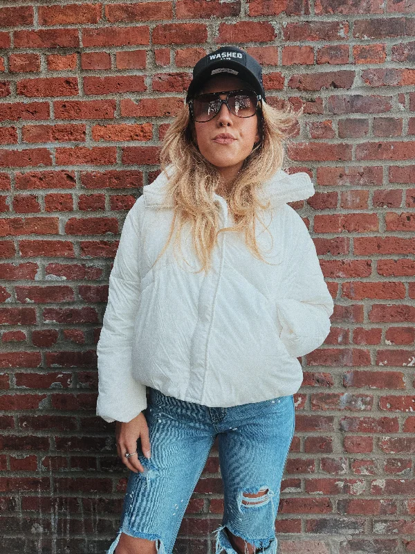 Weekend Shopping Extravaganza Apres Ski Puffer Jacket
