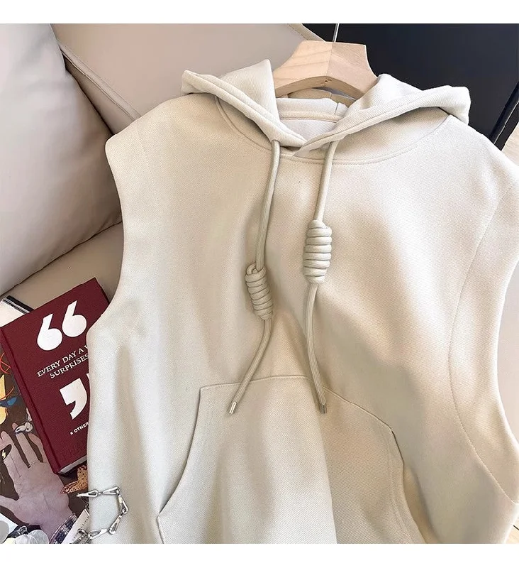 Limited Edition Sleeveless hooded sweatshirt for women new pullover vest trend    S5017