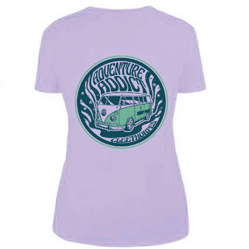 Hurry In Cleethorpes Women'S "Adventure Addict" T-Shirt
