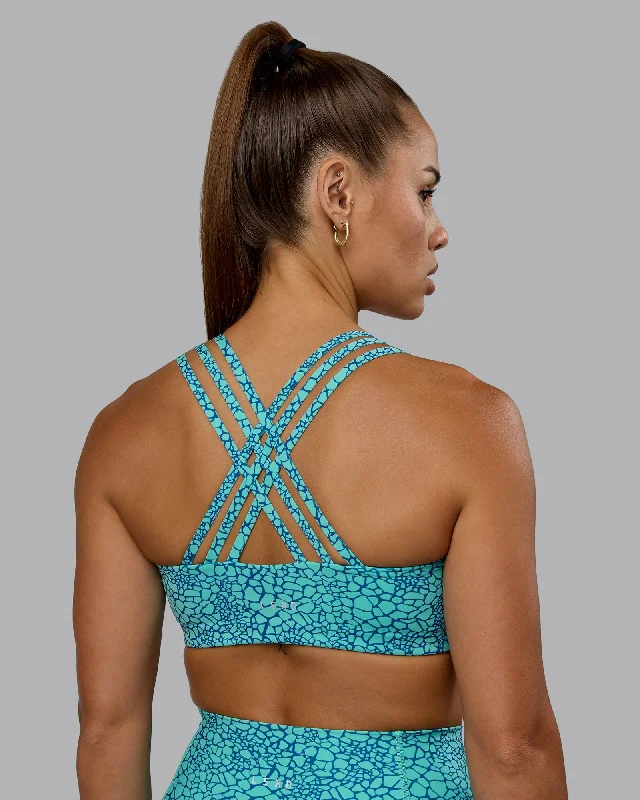 Price Smash Push The Limit Sports Bra - Aquatic Awe Vitality Print