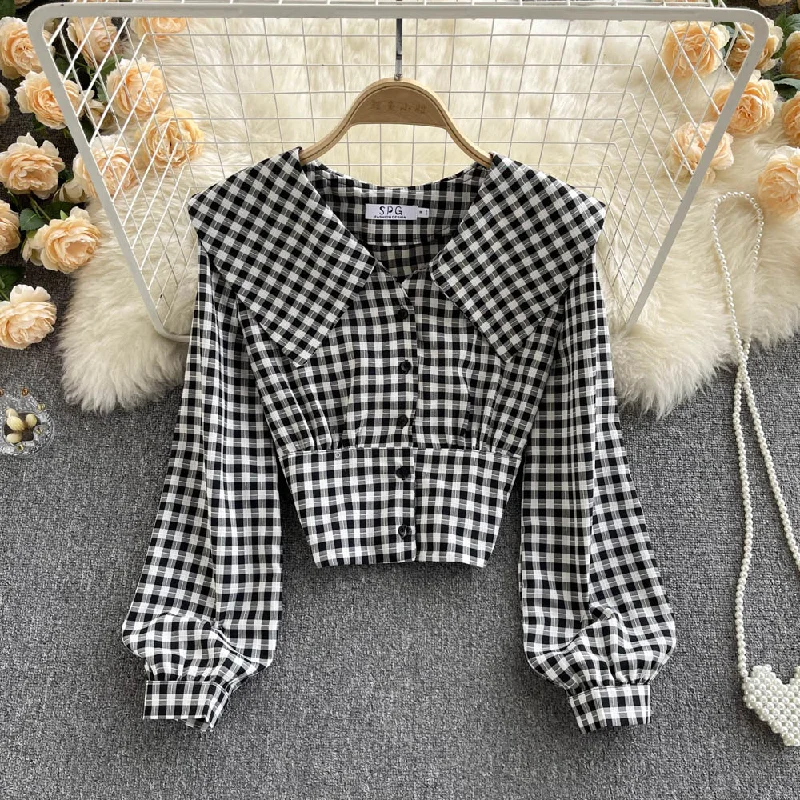 Must-Have Deals Cute plaid crop top    S212