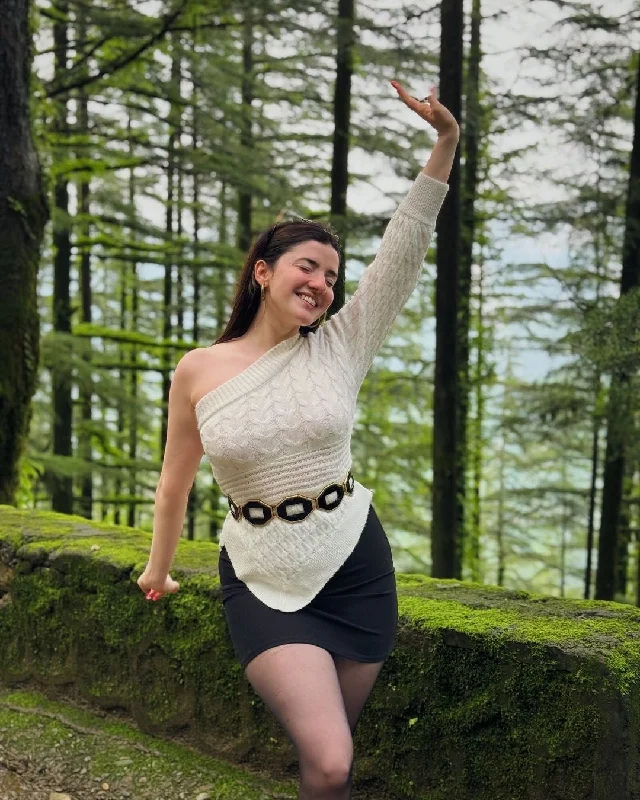 Special Offer Clepa One shoulder sweater