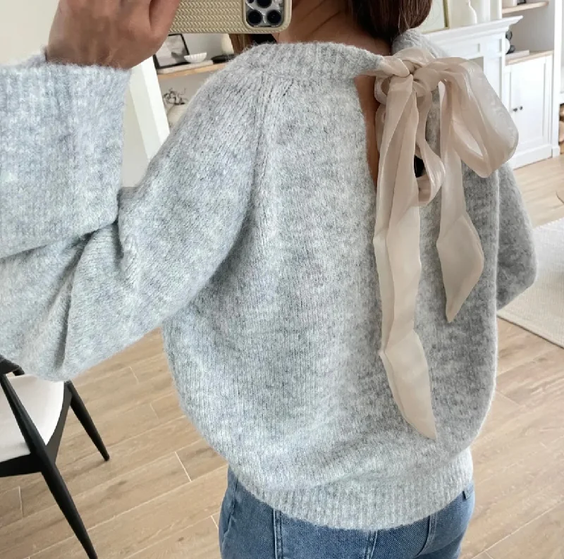 Weekend Savings Sensation Caterina bow sweater