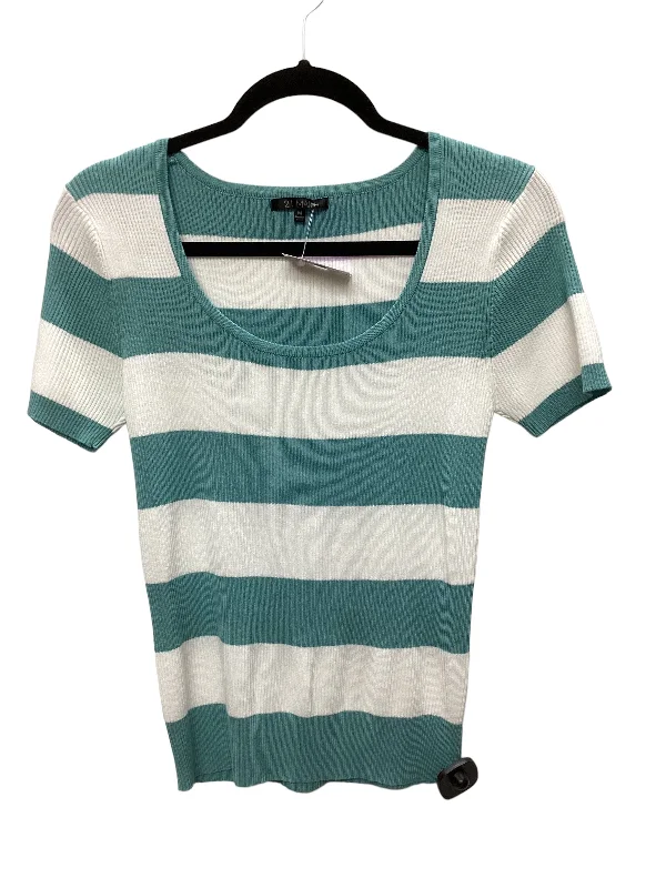 Weekend Savings Spectacular Top Short Sleeve By Clothes Mentor  Size: M