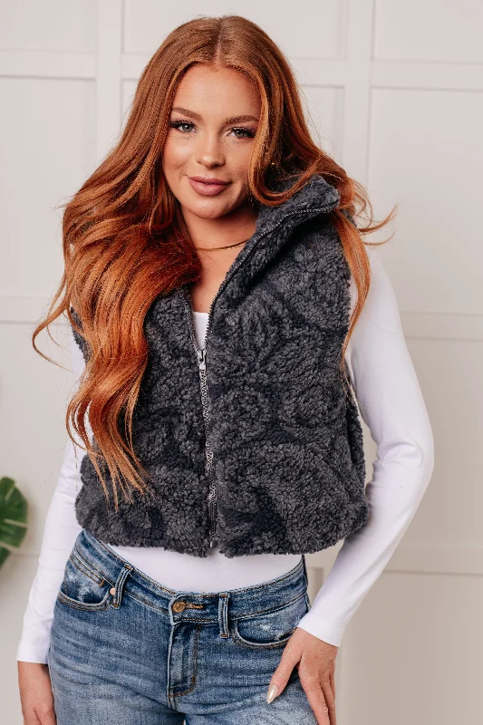 Weekend Offers That Shine Just One More Layer Paisley Sherpa Print Vest
