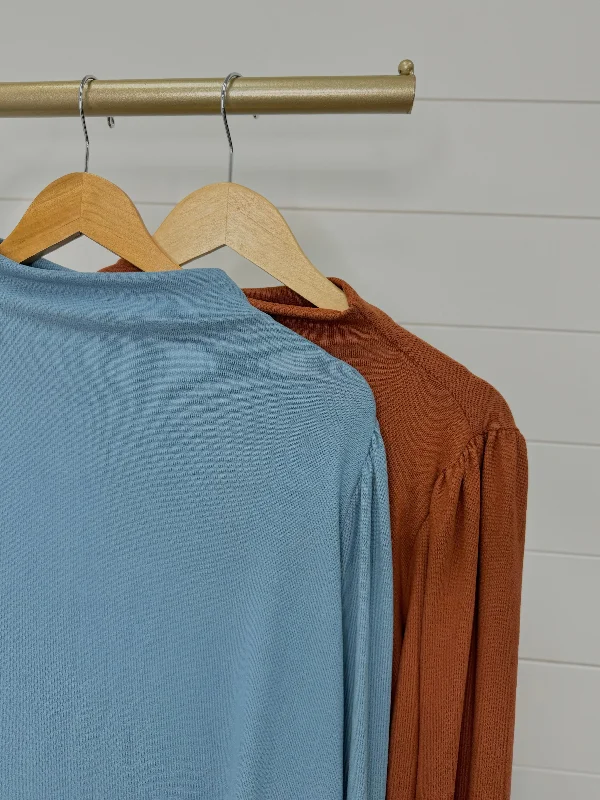 Deal Frenzy Let Me Be Sweater