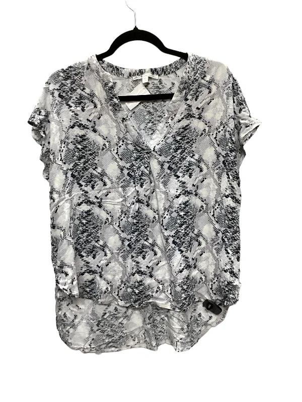 While Supplies Last Snakeskin Print Top Short Sleeve Seven 7, Size M