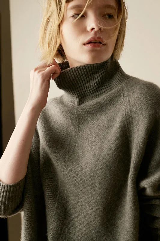 Discount Extravaganza BerryBetty - Turtleneck Side Split Wool Sweater