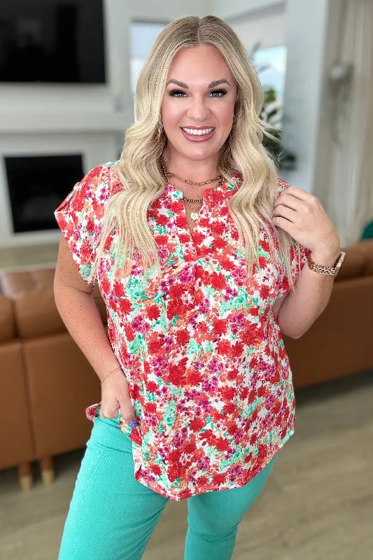 Exclusive Offer Lizzy Cap Sleeve Top in Ivory and Coral Floral